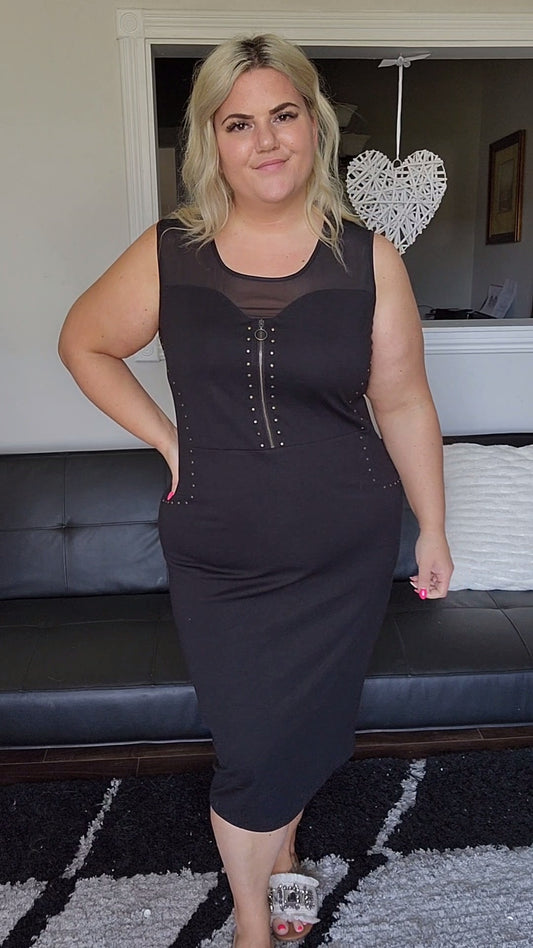 Size 0x Tuxedo-esque Dress