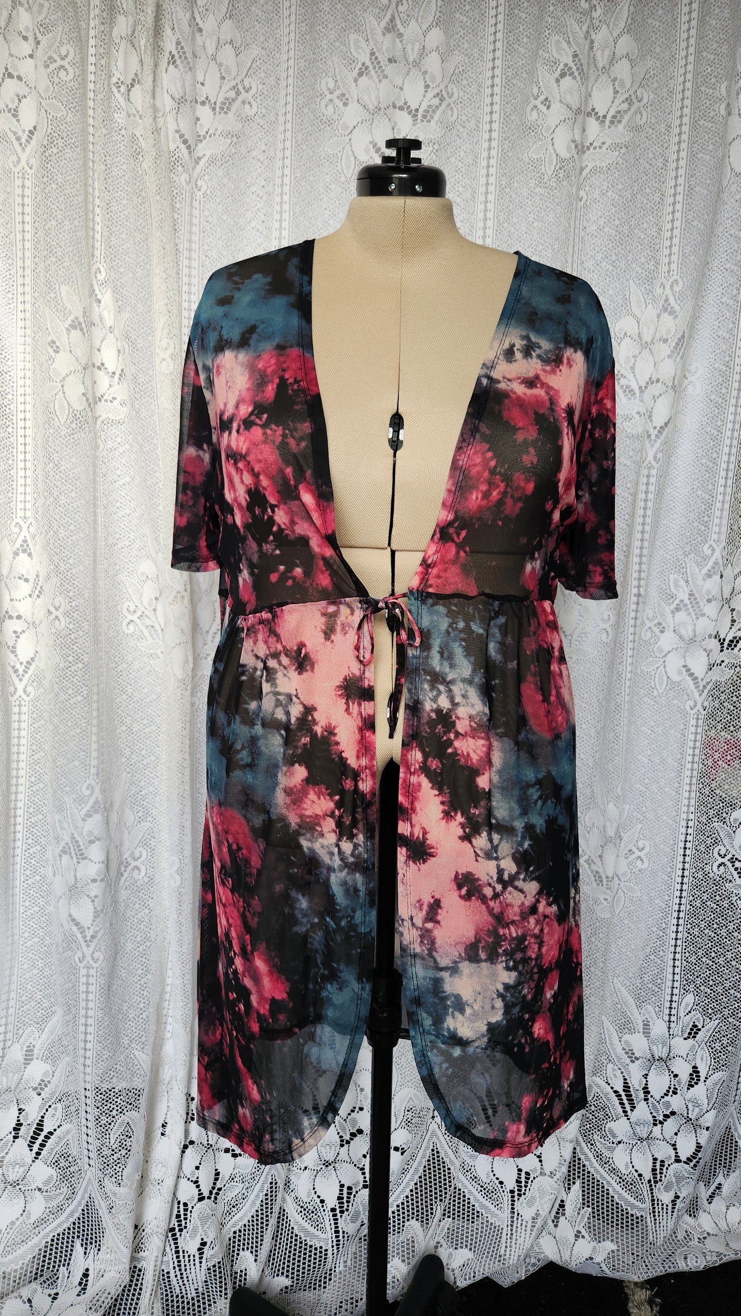 Size 2x Mesh Tie Dye Duster