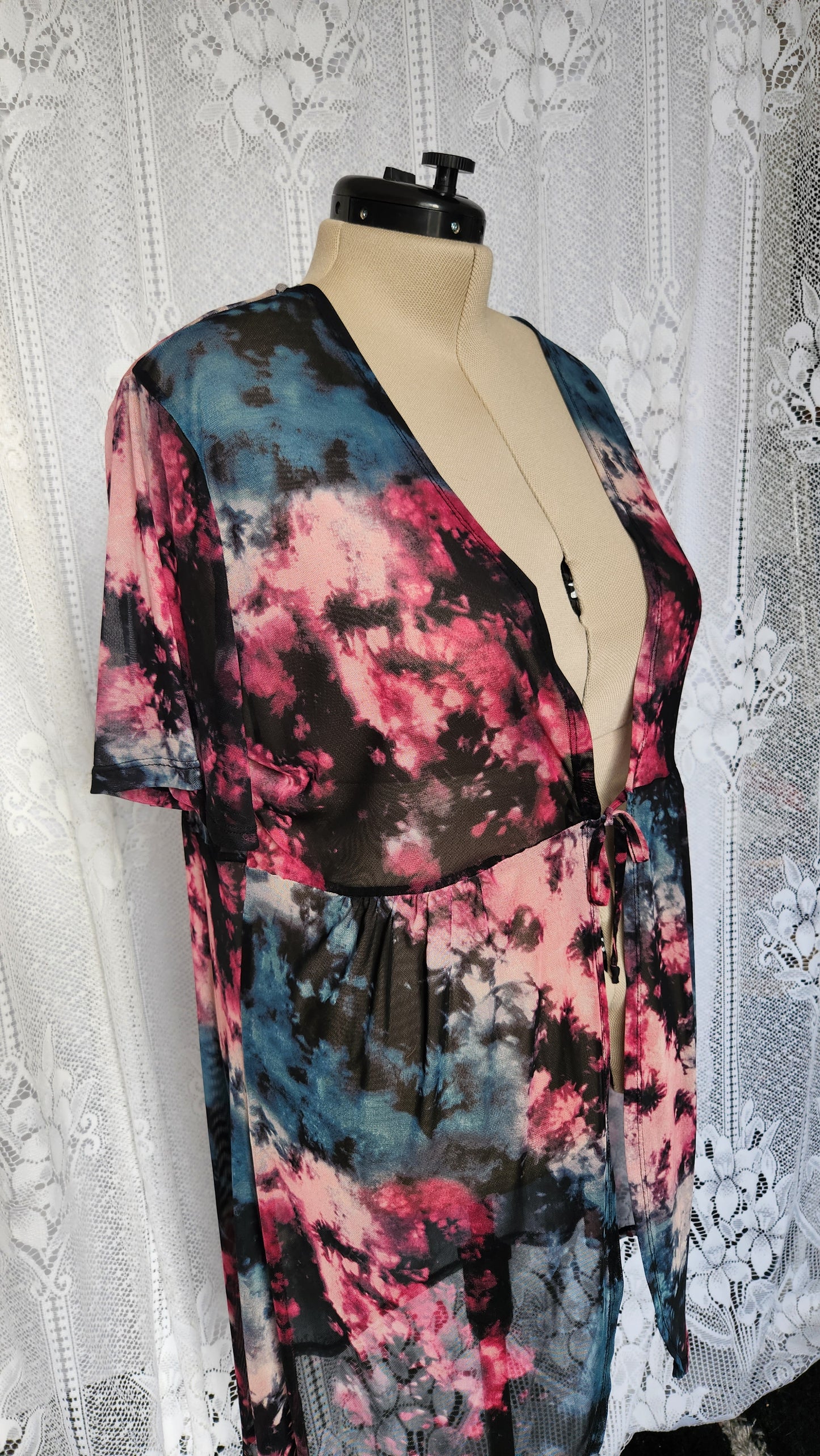 Size 2x Mesh Tie Dye Duster