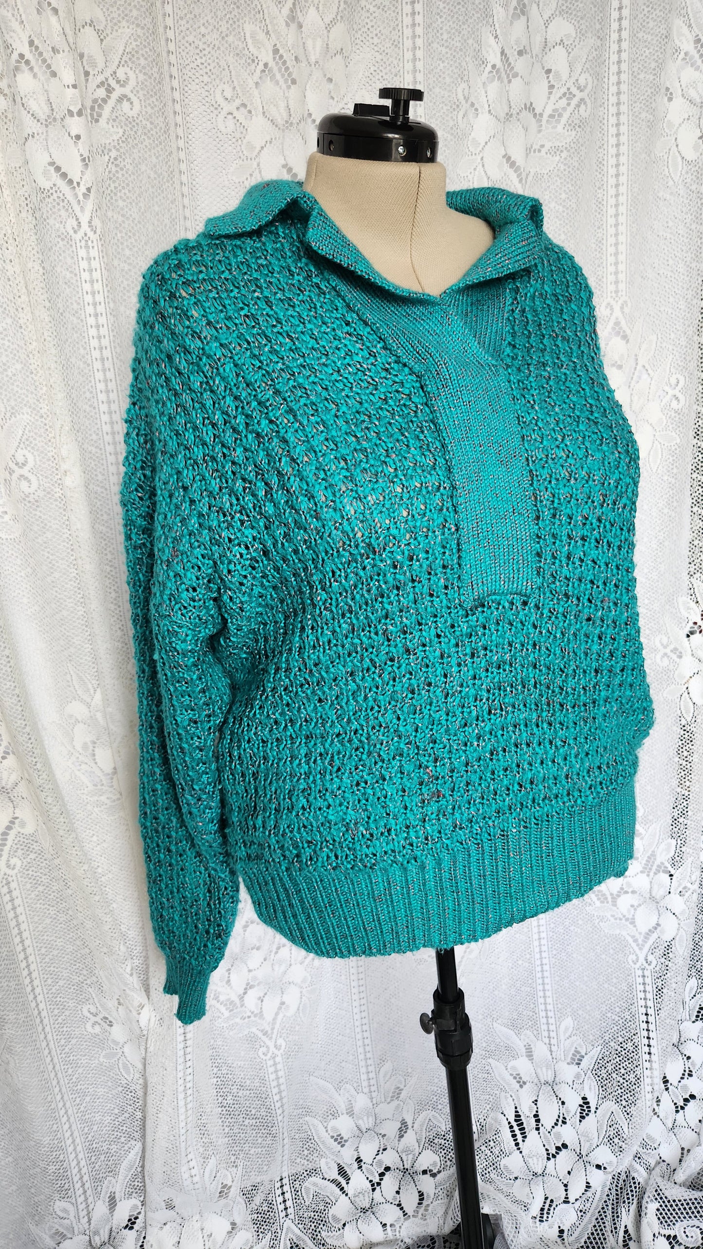 Fits like a XL/1x Vintage Green Knit Sweater