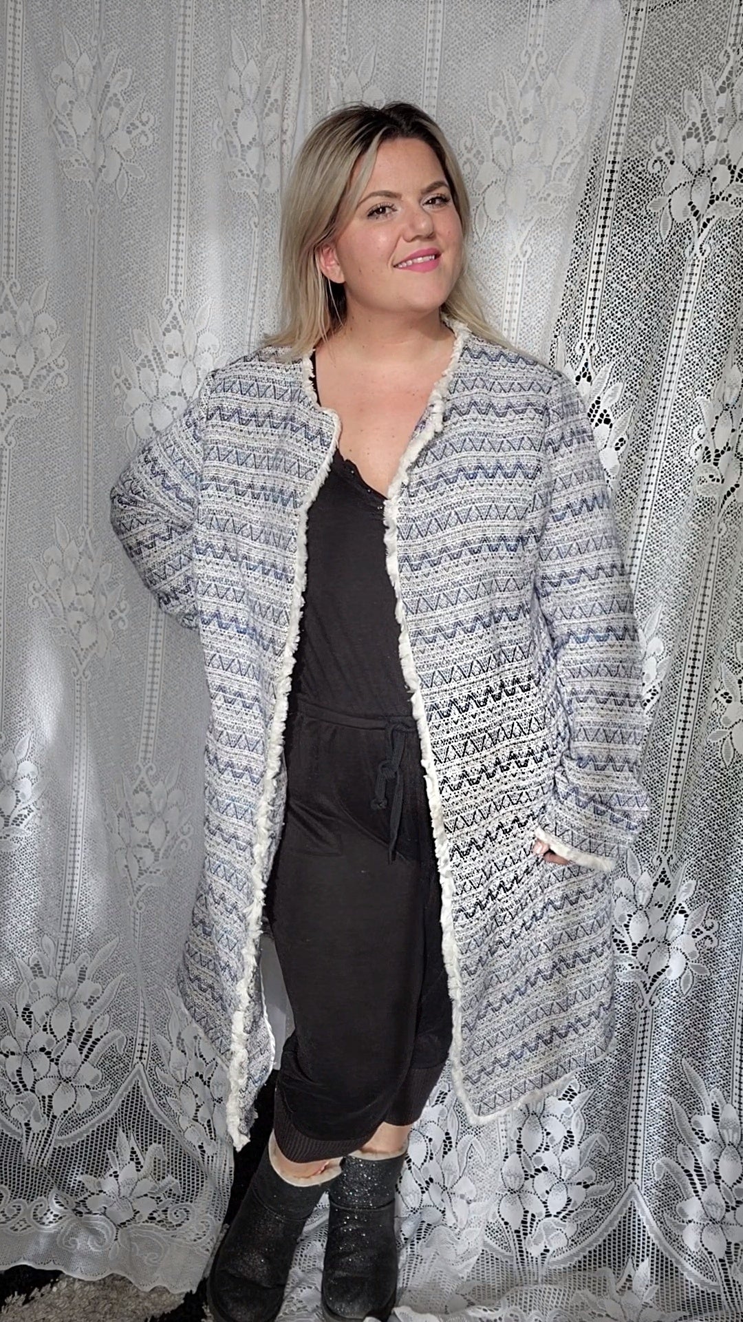 Size 1x Blue Textured Long Coat