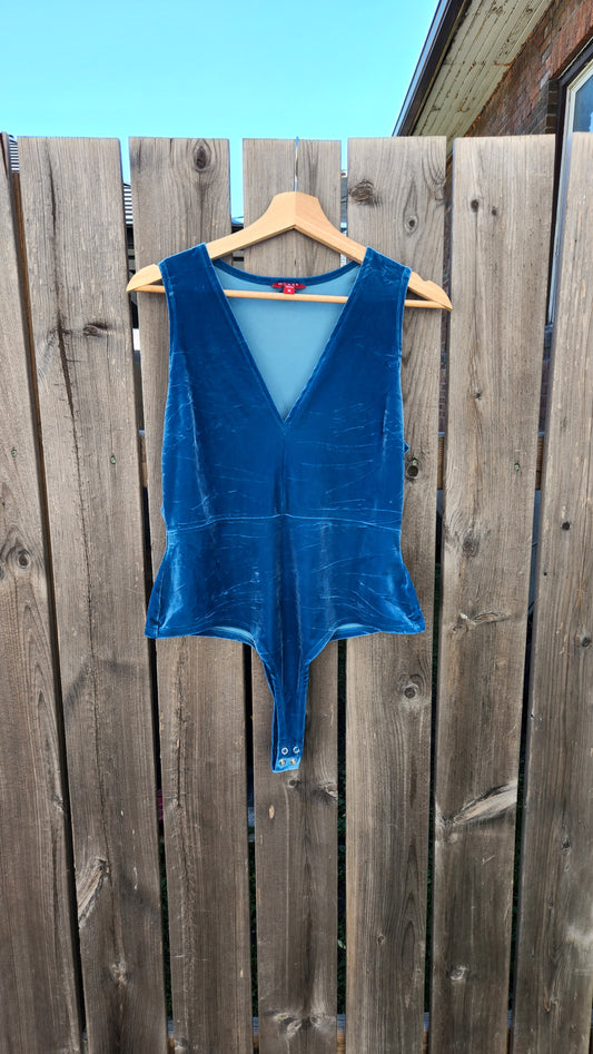 Size XL Blue Textured Velvet Body Suit