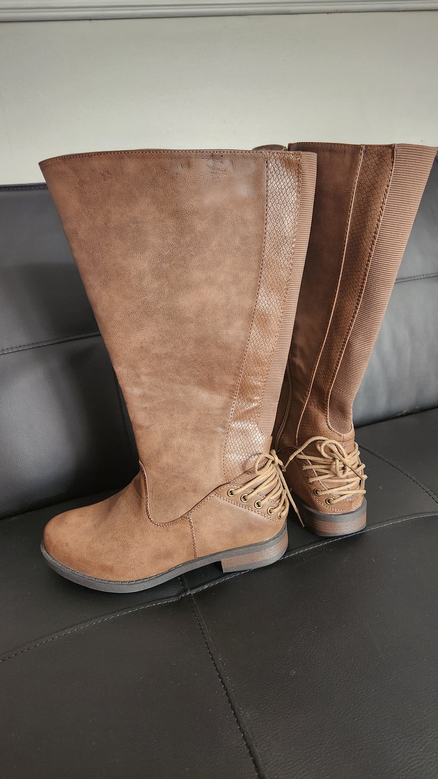 Size 7w Wide Leg Brown Knee High Boots