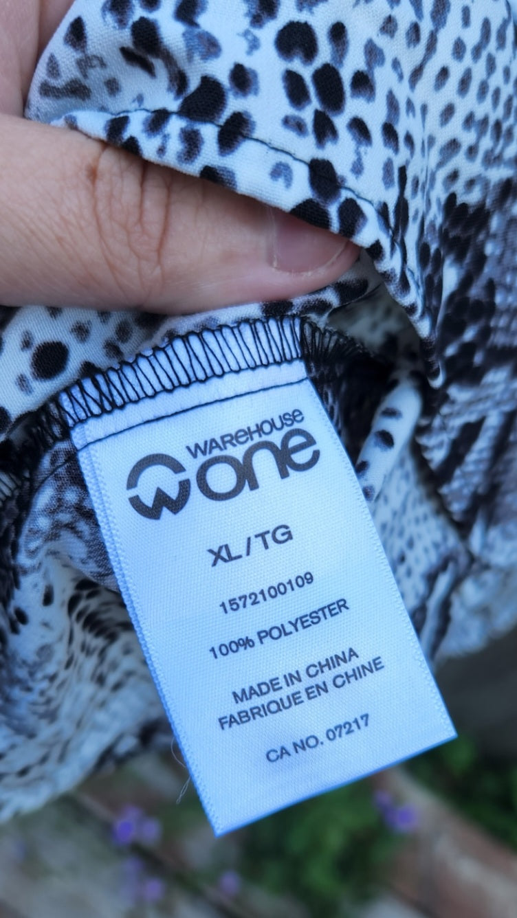 Size XL White snake tie waist Blouse