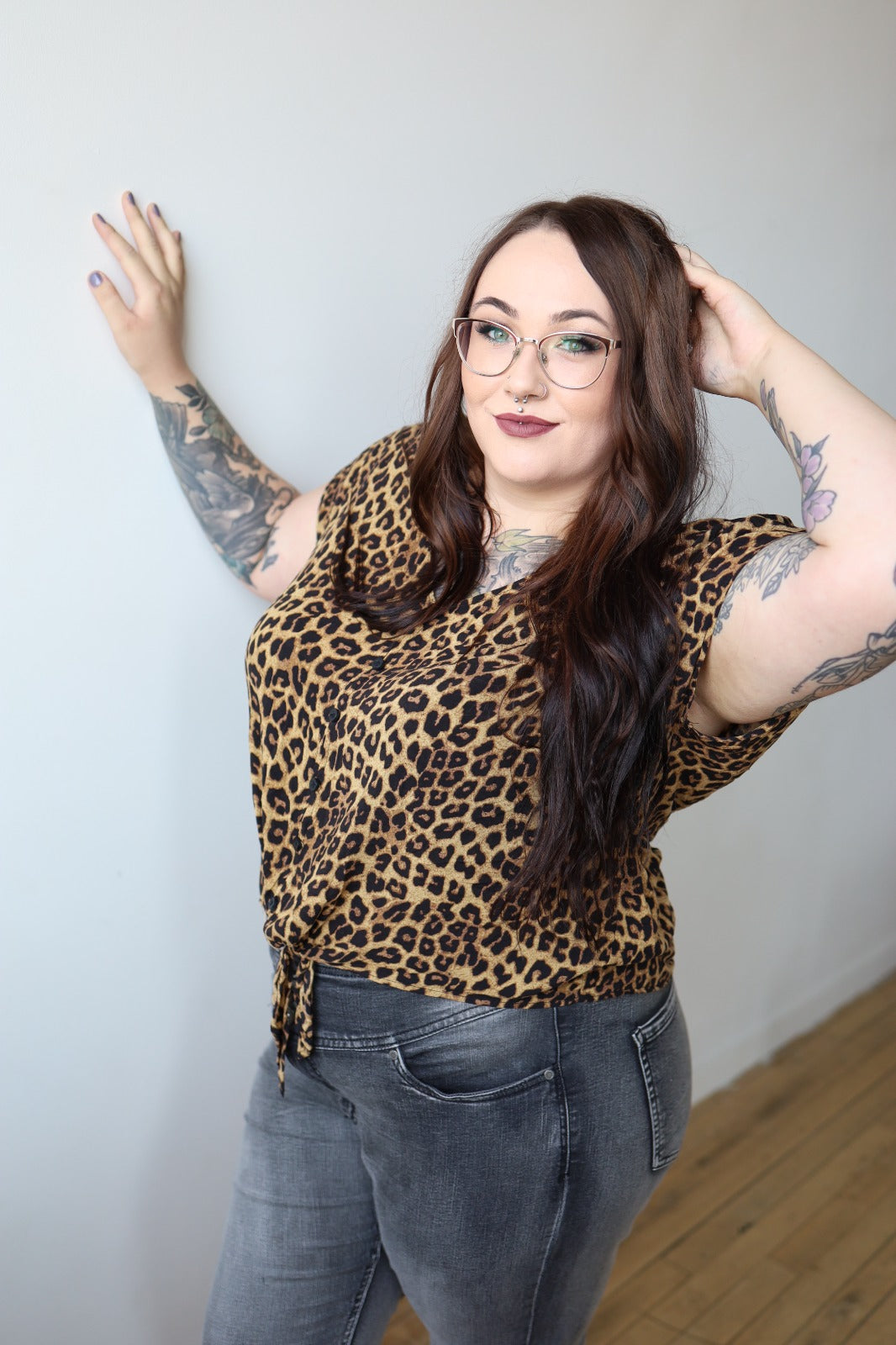 Size 1x Torrid Leopard Print Button Up Top