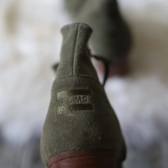 Size 11 Toms "Majorca" Quilted Olive Green Suede Peep Toe Booties